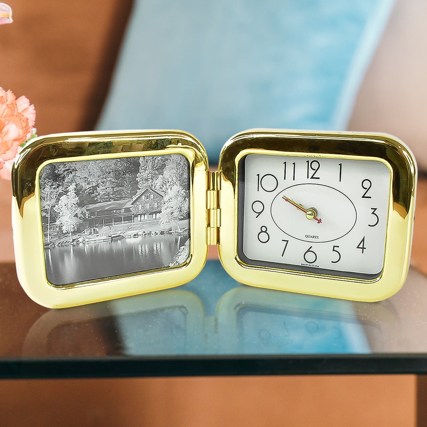 Portable Foldable Desk Clock – Space-Saving and Stylish (1 Pc) Portable Foldable Desk Clock – Space-Saving and Stylish (1 Pc)